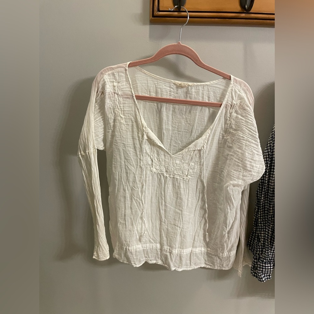 Medium American Eagle top